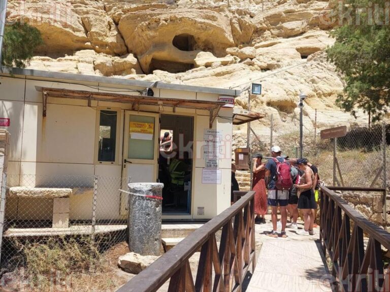 Μάταλα: Από το ελεύθερο κάμπινγκ στις σπηλιές των ’60s… στο εισιτήριο των 5 ευρώ για να δεις τις σπηλιές των χίπις