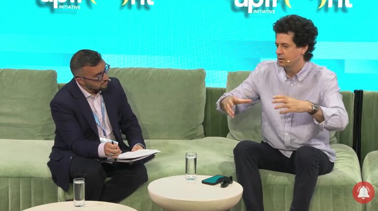 Κωνσταντίνος Δασκαλάκης για τεχνητή νοημοσύνη: “Οι προφανείς νικητές θα είναι οι μεγάλες εταιρείες που αναπτύσσουν την τεχνολογία, χαμένοι θα είναι όσοι παρουσιάσουν δυσκαμψία στην προσαρμογή”