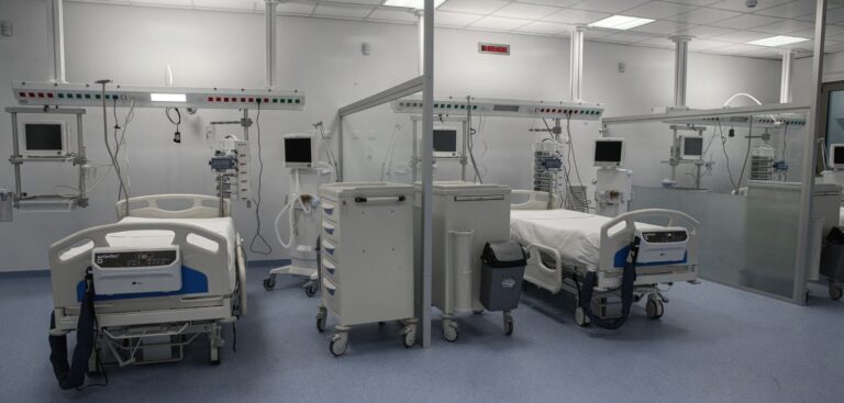 Καταγγελίες για «ρουσφέτι» στο Βενιζέλειο Νοσοκομείο: Έβγαλαν από μονόκλινο 27χρονη με ALS για να εξυπηρετήσουν στέλεχος
