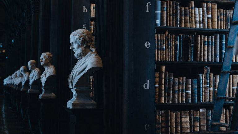 Βρίσκεται η Δύση στη σωστή πλευρά της Ιστορίας;