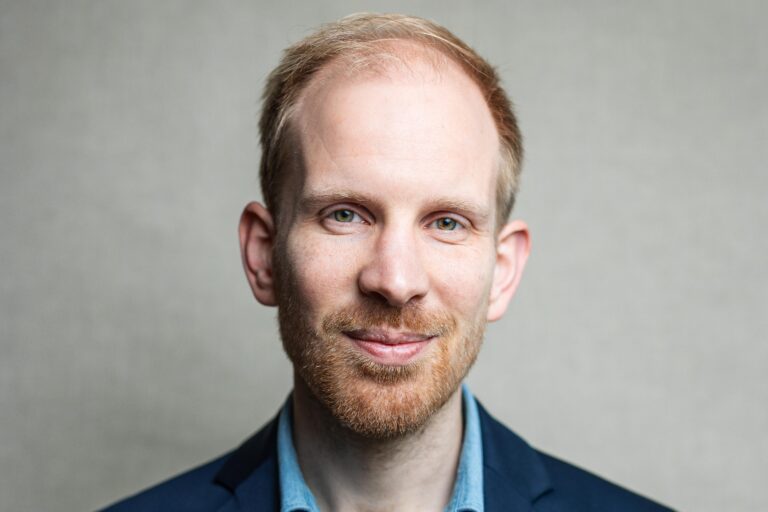 Rutger Bregman: Γιατί η Τεχνητή Νοημοσύνη δεν είναι φούσκα και γιατί έξυπνοι άνθρωποι είναι αρνητές