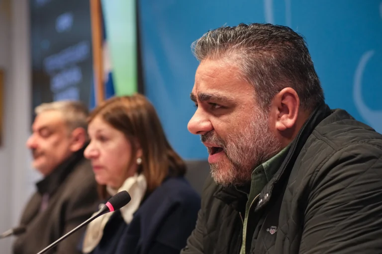 Παρά τη συνάντηση με Παπαστεργίου, ο Βασίλης Κοντεζάκης προειδοποιεί για αναπτυξιακό “αδιέξοδο” λόγω Κτηματολογίου στην Κρήτη: “Θα συνεχίσουμε την αγώνα γιατί δε γίνεται αλλιώς”