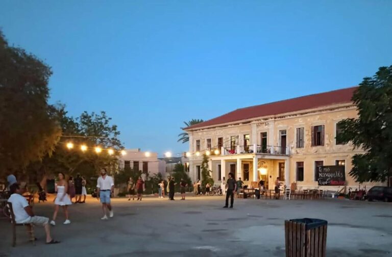 Απάντηση της κατάληψης Rosa Nera στον Μιχάλη Χρυσοχοΐδη: “Ο μόνος τρόπος για να αγωνιζόμαστε ήταν, είναι και θα είναι ο συλλογικός. Η ένοπλη πάλη αποφασίζεται και πράττεται από λίγους”