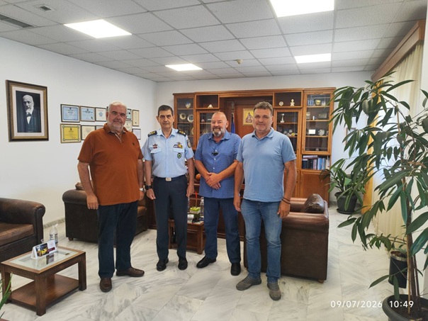 Ασφάλεια και επιχειρηματικότητα στα Χανιά: Θεσμική συνάντηση της ΟΕΒΕΝΧ με την Αστυνομική Διεύθυνση για το παραεμπόριο και τις ψηφιακές απάτες