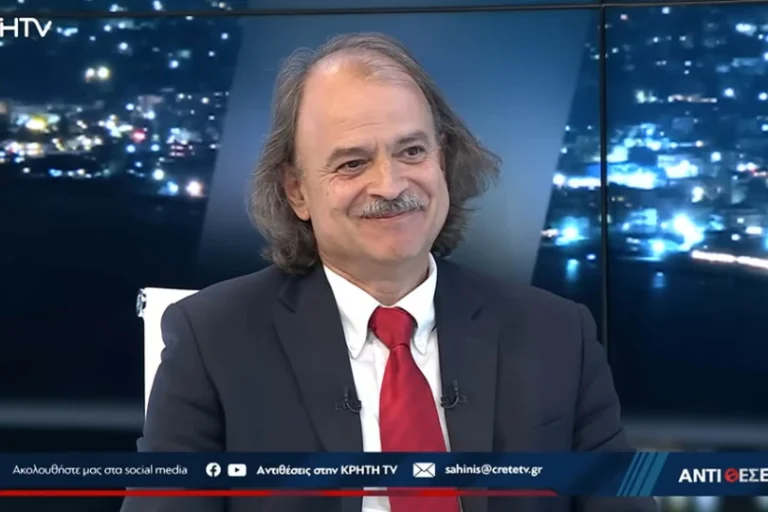 Ο Γιάννης Ιωαννίδης στην επέτειο της Δημοκρατίας για το «καμένο πρόσωπο» της Ελλάδας και την κυριαρχία της “Αχρηστοκρατίας” – Τι είπε για γήρανση του πληθυσμού, μετανάστευση, πανδημία και εμβόλια, την Υγεία, την ακρίβεια