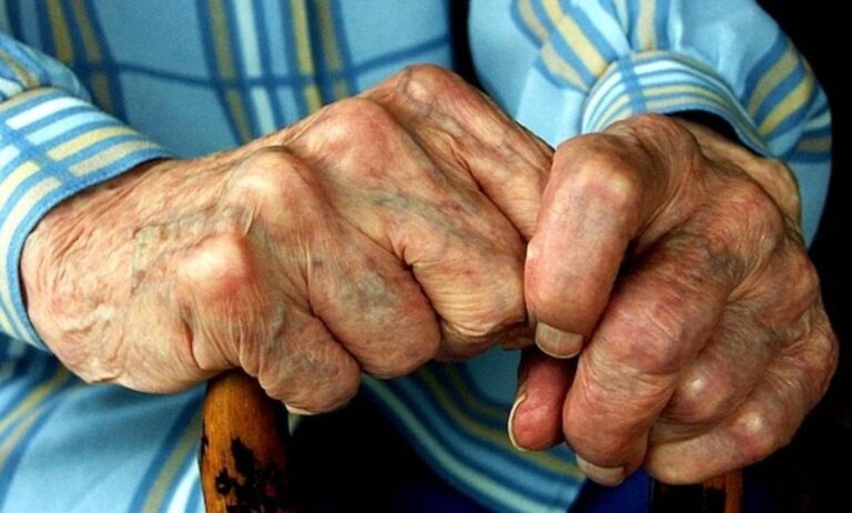 Χανιά: 81χρονος προσπάθησε να αυτοκτονήσει – Σώθηκε από το ενδιαφέρον του φίλου του