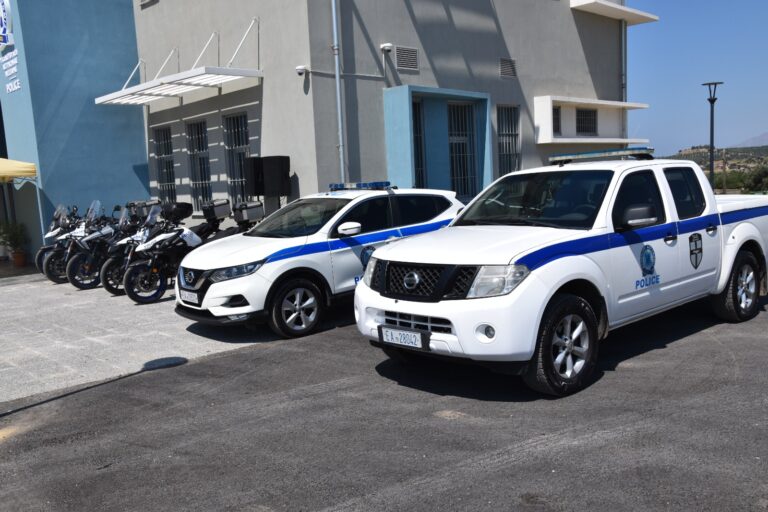 Πρώην Δήμαρχος Άργους: “Άντε να χαθείτε ΑΠΟΒΡΑΣΜΑΤΑ , θα λέμε την άποψη μας είτε σας αρέσει είτε δεν σας αρέσει και ΔΕΝ ΣΑΣ ΦΟΒΟΜΑΣΤΕ !!!! ΟΙ ΑΣΤΥΝΟΜΙΚΟΙ ΕΚΑΝΑΝ ΑΡΙΣΤΑ ΤΗ ΔΟΥΛΕΙΆ ΤΟΥΣ”