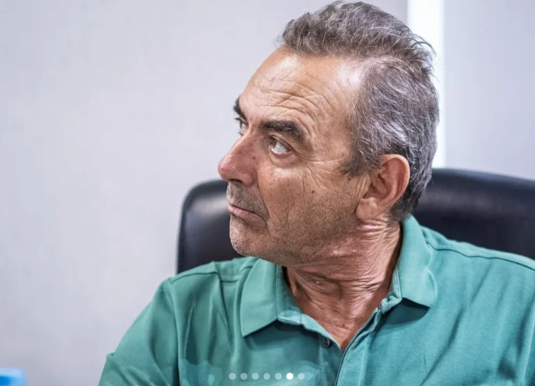 «Εφημερίδα των Συντακτών»: Τι λέει ο Μάριος Διονέλλης μετά την απόλυση και του Γιάννη Κιμπουρόπουλου στο φόντο της νέας ιδιοκτησίας αλλά και της στήριξης της εφημερίδας στον Τσίπρα