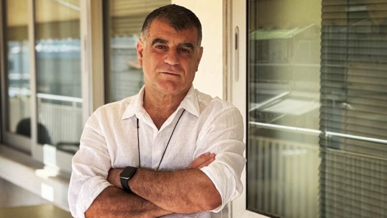 Μήνυση Αλεβιζοπούλου σε Documento: Αθώος ο Κ. Βαξεβάνης – Γενναία απόφαση για την ελευθερία του Τύπου
