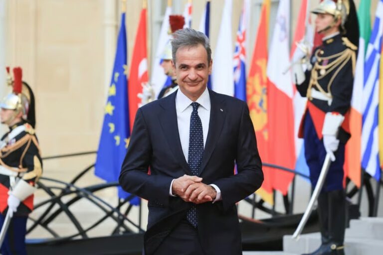 Εκνευρισμός στην Ευρώπη από το βέτο της Ελλάδας στις κυρώσεις εναντίον της Ρωσίας – Τα 3 πιο πιθανά σενάρια