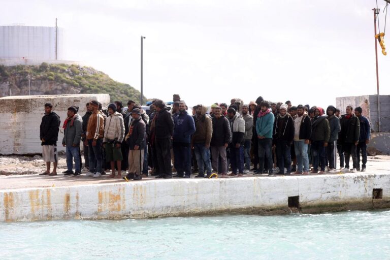 Ηράκλειο – μεταναστευτικό: Μεγάλη πίεση στο παλιό ψυγείο – Αδειάζει και γεμίζει σε χρόνο ρεκόρ