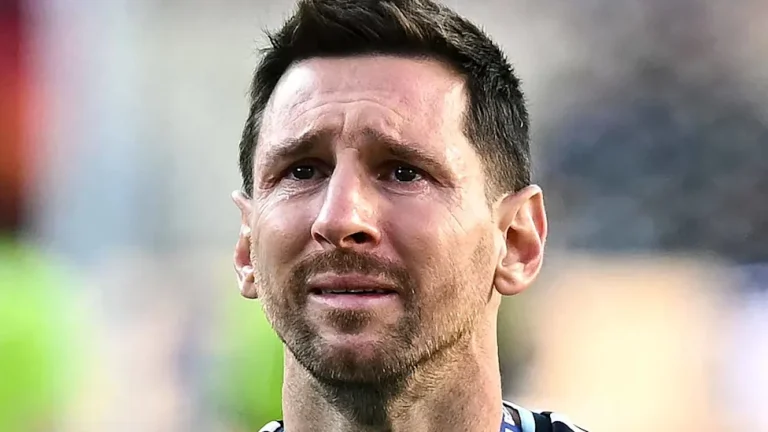“Σ’ ευχαριστώ Θεέ που μ’ έκανες Αργεντίνο. Vamos Argentina!”: Αποσύρθηκε από την Εθνική Αργεντινής ο Λιονέλ Μέσι