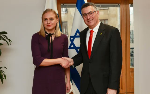 Η Φινλανδία υπογράφει μυστικά 10ετή συμφωνία αμυντικού υλικού με το Ισραήλ