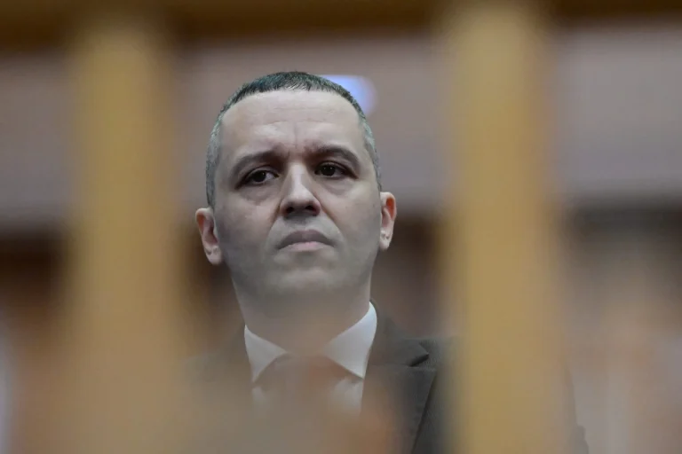 Ηλίας Κασιδιάρης: Ένας «Δούρειος Ίππος» στο Διαδίκτυο