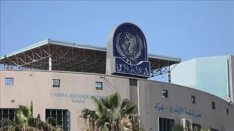 ΟΗΕ: Σφοδρή καταδίκη Γκουτέρες και UNRWA για την ασέβεια προς το Διεθνές Δίκαιο και την κατάληψη του εκπαιδευτικού κέντρου του UNRWA στην Καλάντια από ισραηλινές δυνάμεις – “Γράφουμε ιστορία”, λέει ο Μπεν Γκβιρ