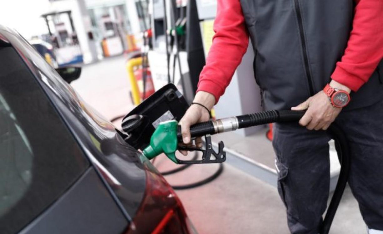 Καύσιμα – νοθεία: Αυξάνονται οι καταγγελίες – Πανάκριβες ζημιές στα αυτοκίνητα